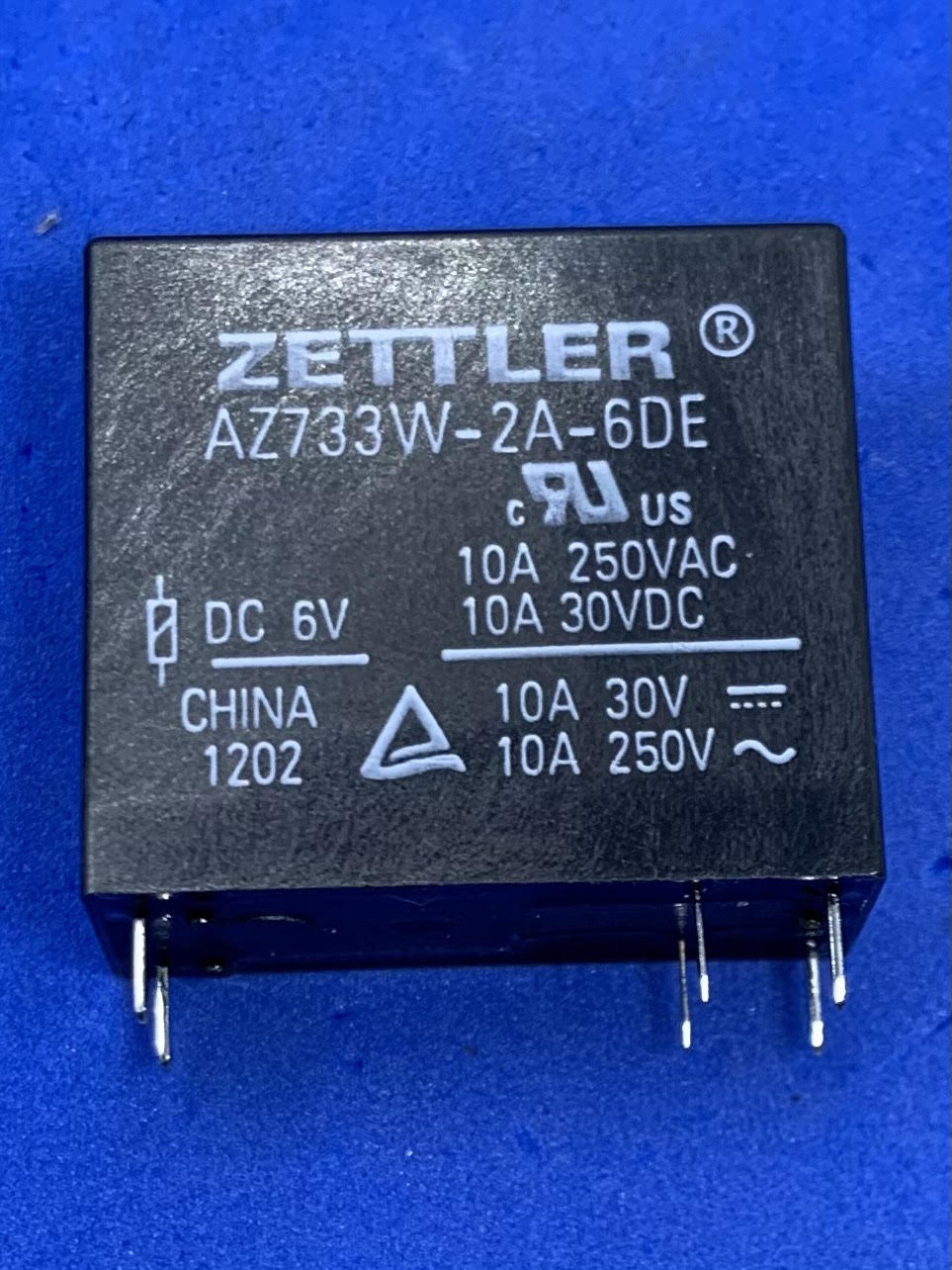 1pc American Zettler AZ733W-2A-6DE Medium Power Relays