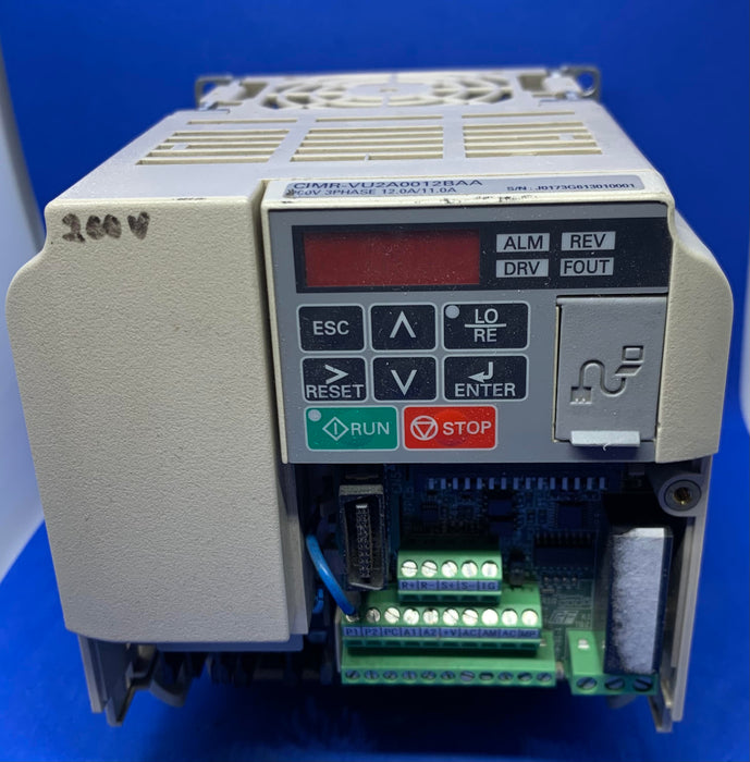 YASKAWA ELECTRIC CIMR-VU2A0012BAA V1000 AC DRIVE OPEN CHASSIS 200-240V 3-PHASE
