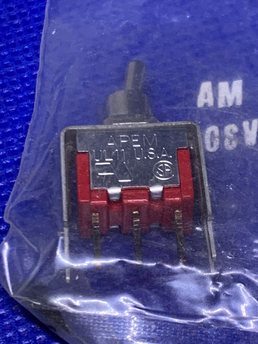 APEM COMPONENT UL11KMCQ SWITCH MINI TOG PCB AG