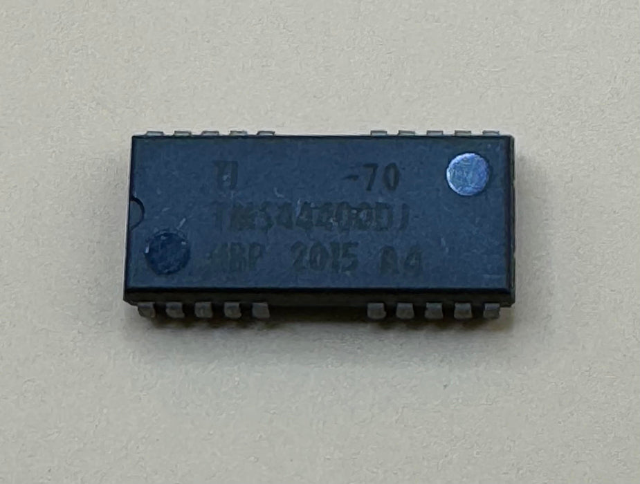 1pc TMS44400DJ-70 Fast Page DRAM, 1MX4, 70ns, CMOS, PDSO20