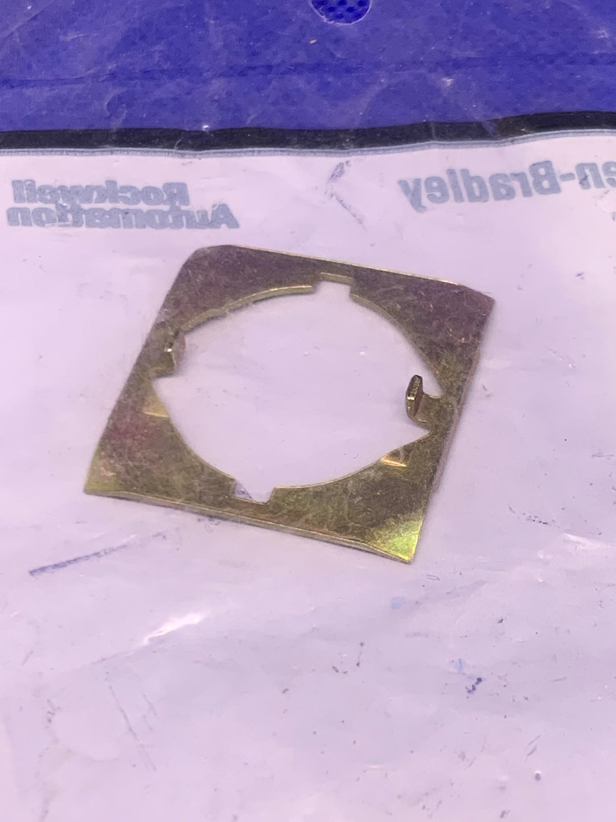 ALLEN BRADLEY 800FALC1 22 MM FOR 800F SERIES PUSH BUTTON ROUND MOUNTA