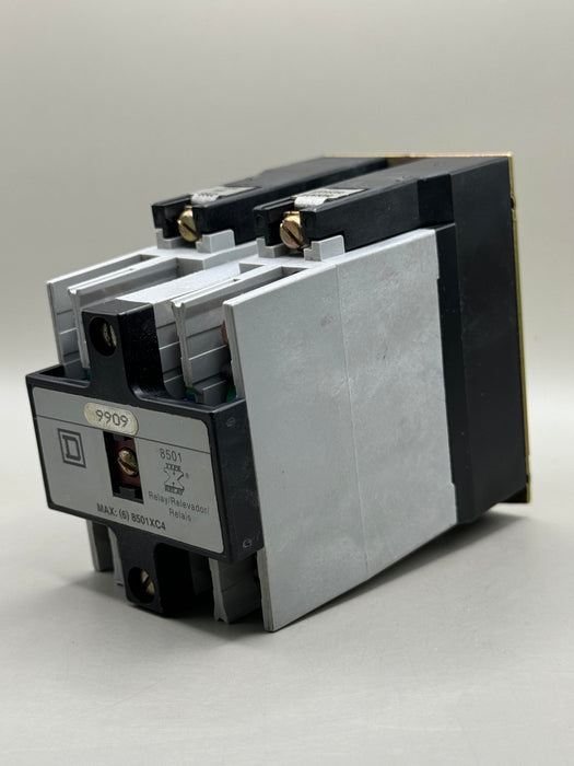 SQUARE D 8501XMO40V02 Control Relay Open Type With 20 Amp Contacts 120 V
