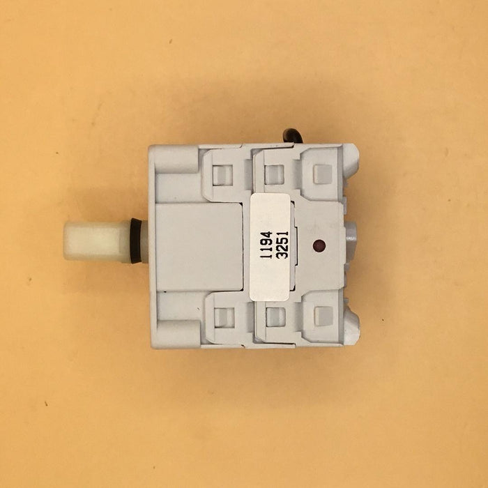 Sprecher + Schuh LE2 Load Control Switch Body 12A Start Stop LE2-12-325Z 12A