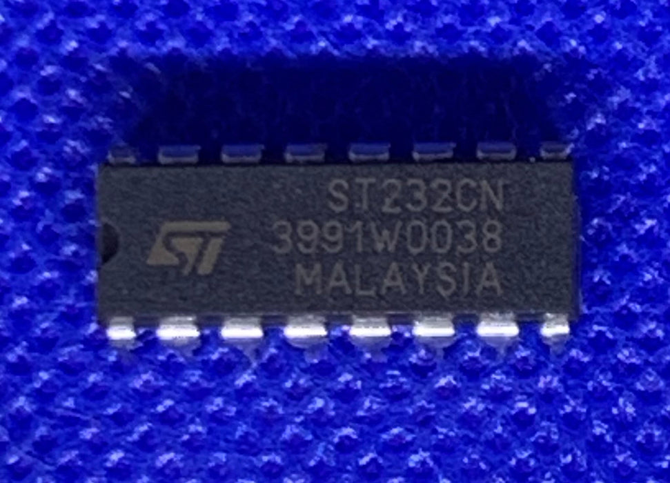 ST232CN LINE TRANSCEIVER 2 FUNC 2 DRIVER 2 RCVR PDIP16