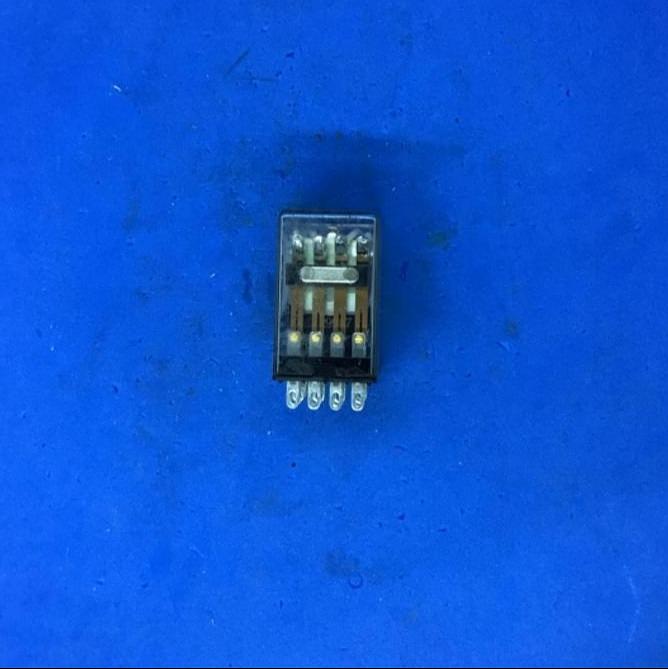 Omron TYPE MY4 DC24V 4 POLE RELAY