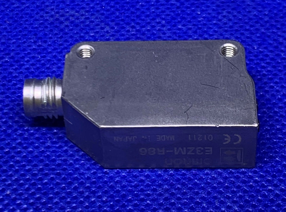 OMRON E3ZM-R86 / E3ZMR86 Photoelectric Sensor