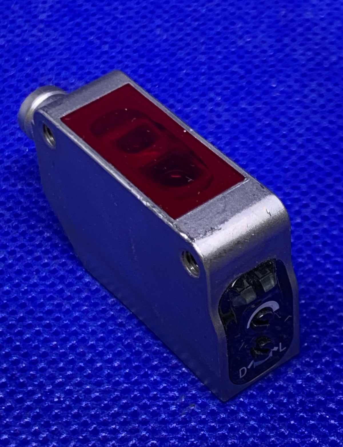 OMRON E3ZM-R86 / E3ZMR86 Photoelectric Sensor