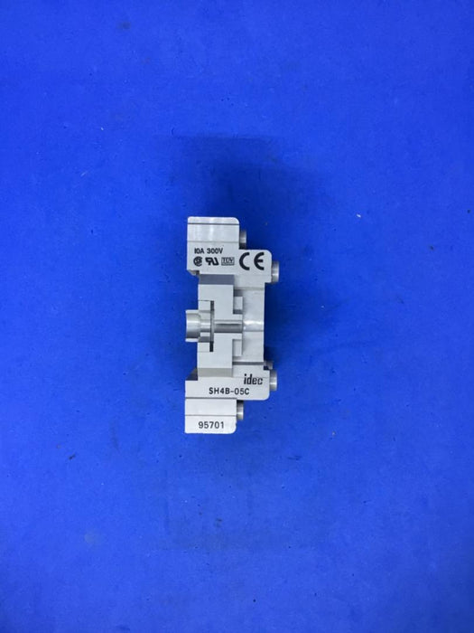 IDEC SH4B-05C RH SERIES RELAY SOCKET