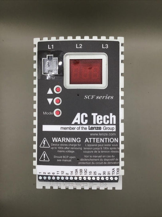 LENZE AC Tech 400/480V 3PH 2.9/2.5A 1HP Variable Speed AC Motor Drive SF410