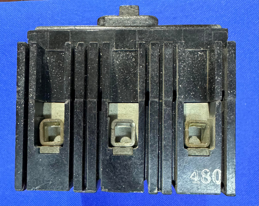 Federal Pacific NEF431040 3-Pole 40A 480VAC Circuit Breaker