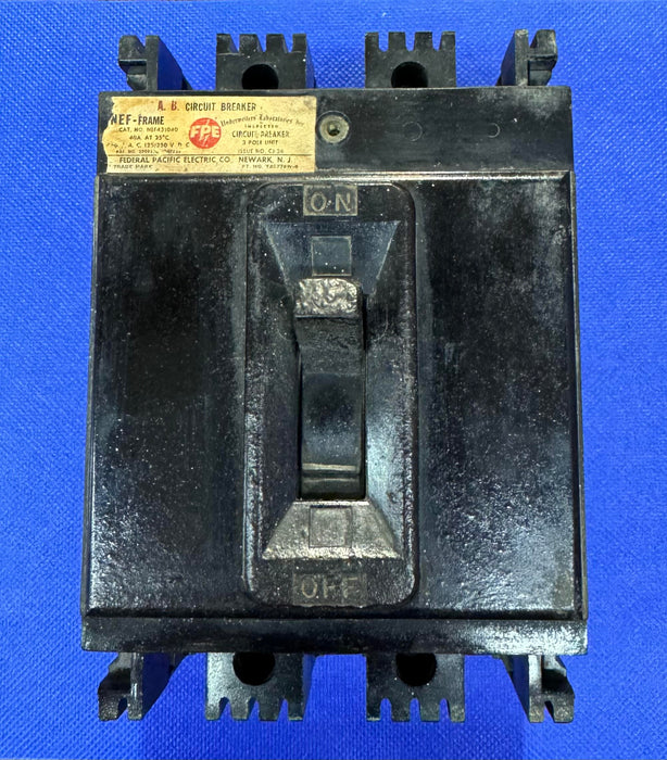 Federal Pacific NEF431040 3-Pole 40A 480VAC Circuit Breaker