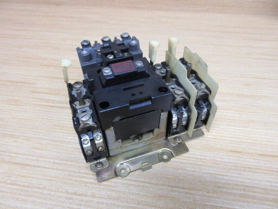 Arrancador Allen Bradley 709-BOD103 de 3 polos y 110 V CA