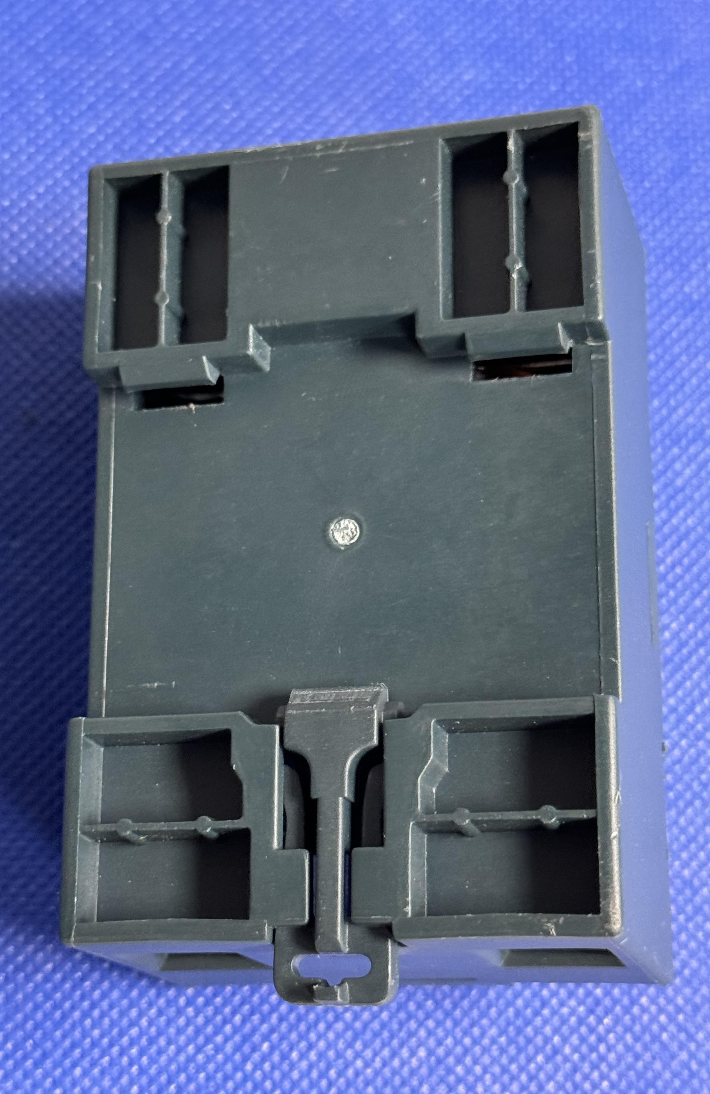 Raycap Strikesorb 30-V1-HV Surge Protective Device Type 2 DC SPD 75V