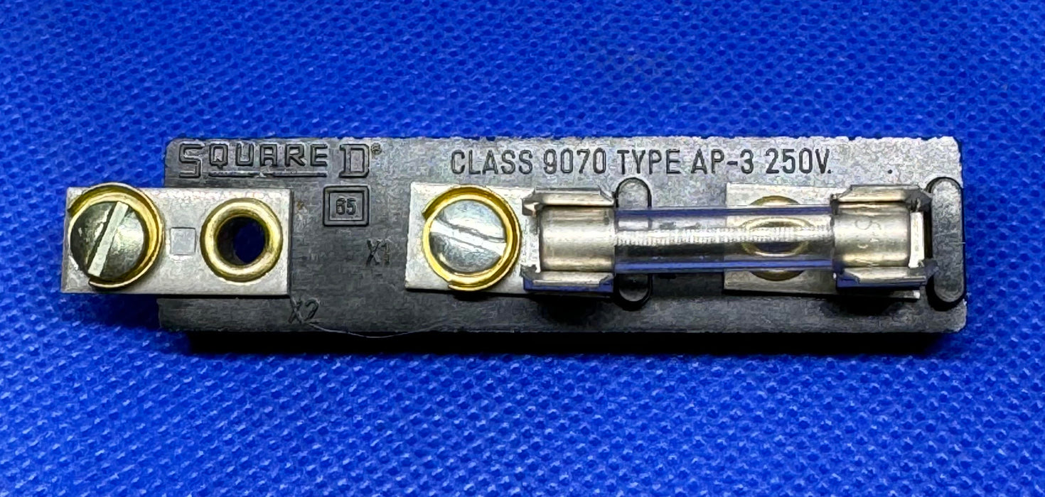 Square D 9070-AP3 Fuse Block