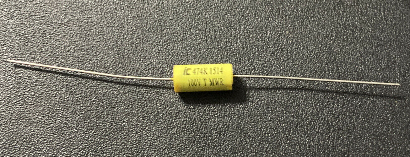 0.47 uF 100V - Axial Polyester Metallized Film - Illinois Capacitor MWR100K