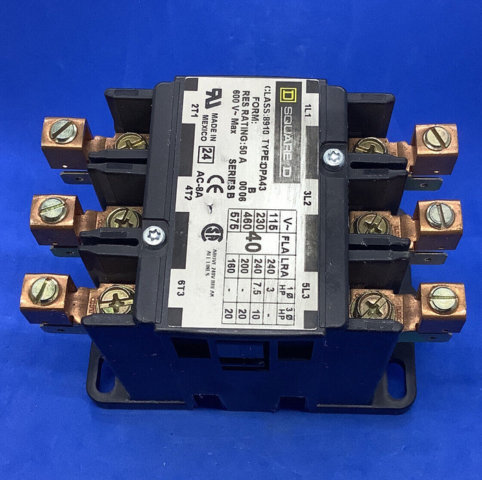 Square D 8910DPAV02 Contractor, 40FLA 50A Res 3-Pole Open 120V,