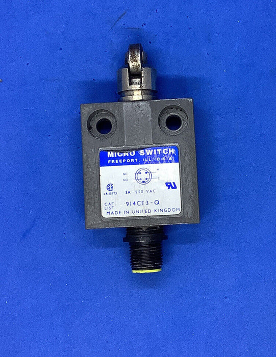 MICRO SWITCH 914CE3 Q 3A 250VAC 4- Pin Cross Roller Plunger Limit