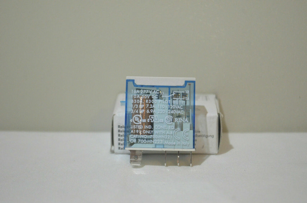 Allen-Bradley 700-HK36Z24 Ser B Relay