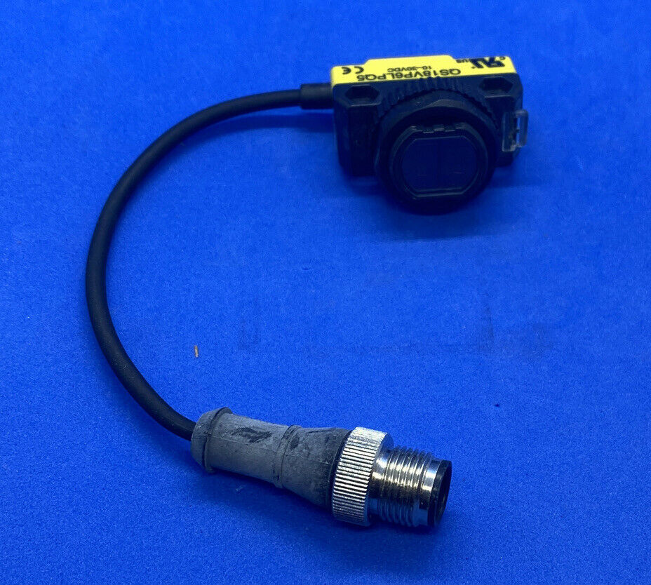 Banner 63188, QS18VP6LPQ5, World Beam QS18, Mini PhotoElectric Sensor