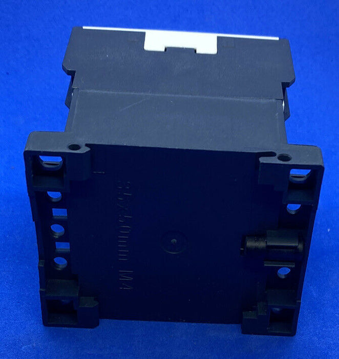 Telemecanique Ca2Kn22B7 Ca2-Kn22B7 050027 Relay