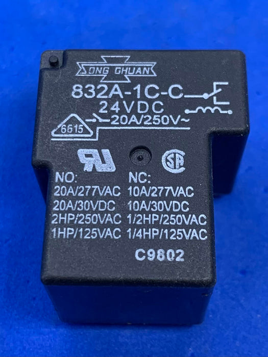 1pc 832A-1C-C 24V Relay