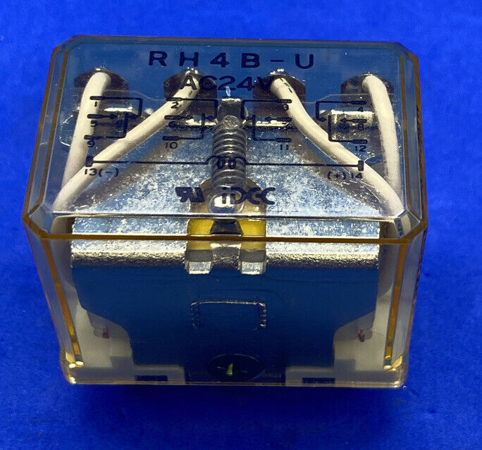 IDEC RH4B-U AC24V Power Relay 14Pins NEW