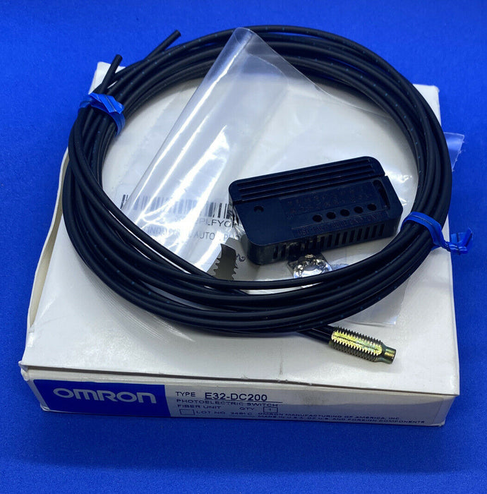 OMRON INDUSTRIAL AUTOMATION E32-DC200 PHOTOELECTRIC SENSOR