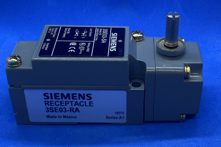 Siemens 3SE03-AR1 1-Pole Side Rotary General Duty Plug-In Limit Switch107 mm x 63 mm x 39 mm