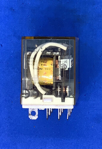 IDEC RH4B-U Relay AC120V 50/60Hz 51901C