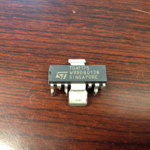1 piece - SGS-THOMSPON (ST) TDA1175 LOW NOISE VERTICAL DEFLECTION IC - EcoTech Solutions Inc.