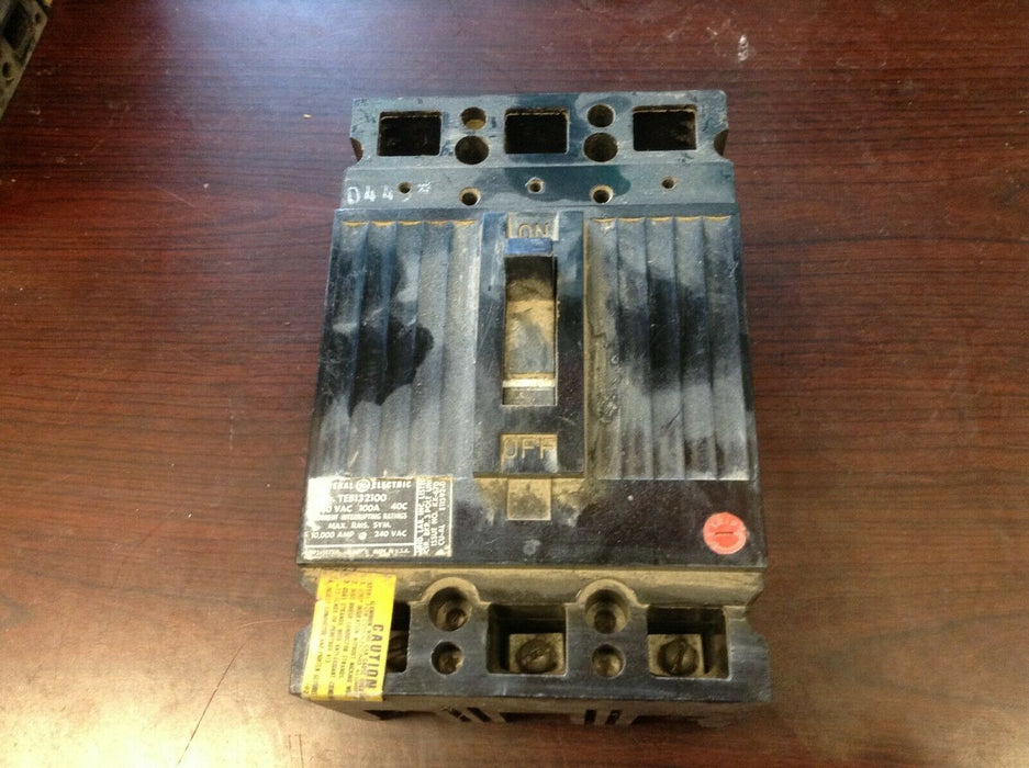 Circuit Breakers GE TEB132100 100 Amp 3 Pole 240V