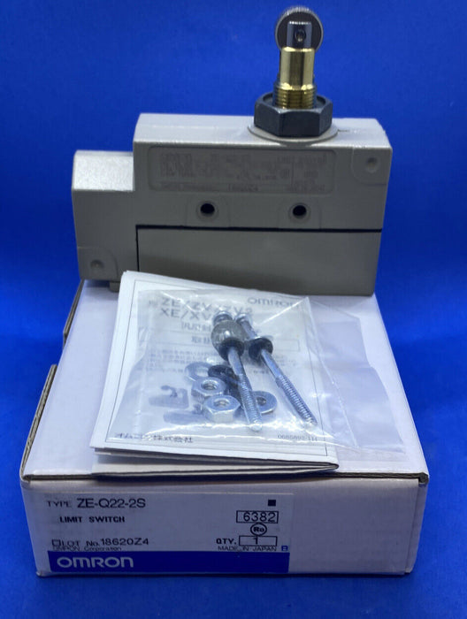 Omron Ze-Q22-2S Limit Switch, Plunger, Roller, Spdt, 15A @ 480V Ac